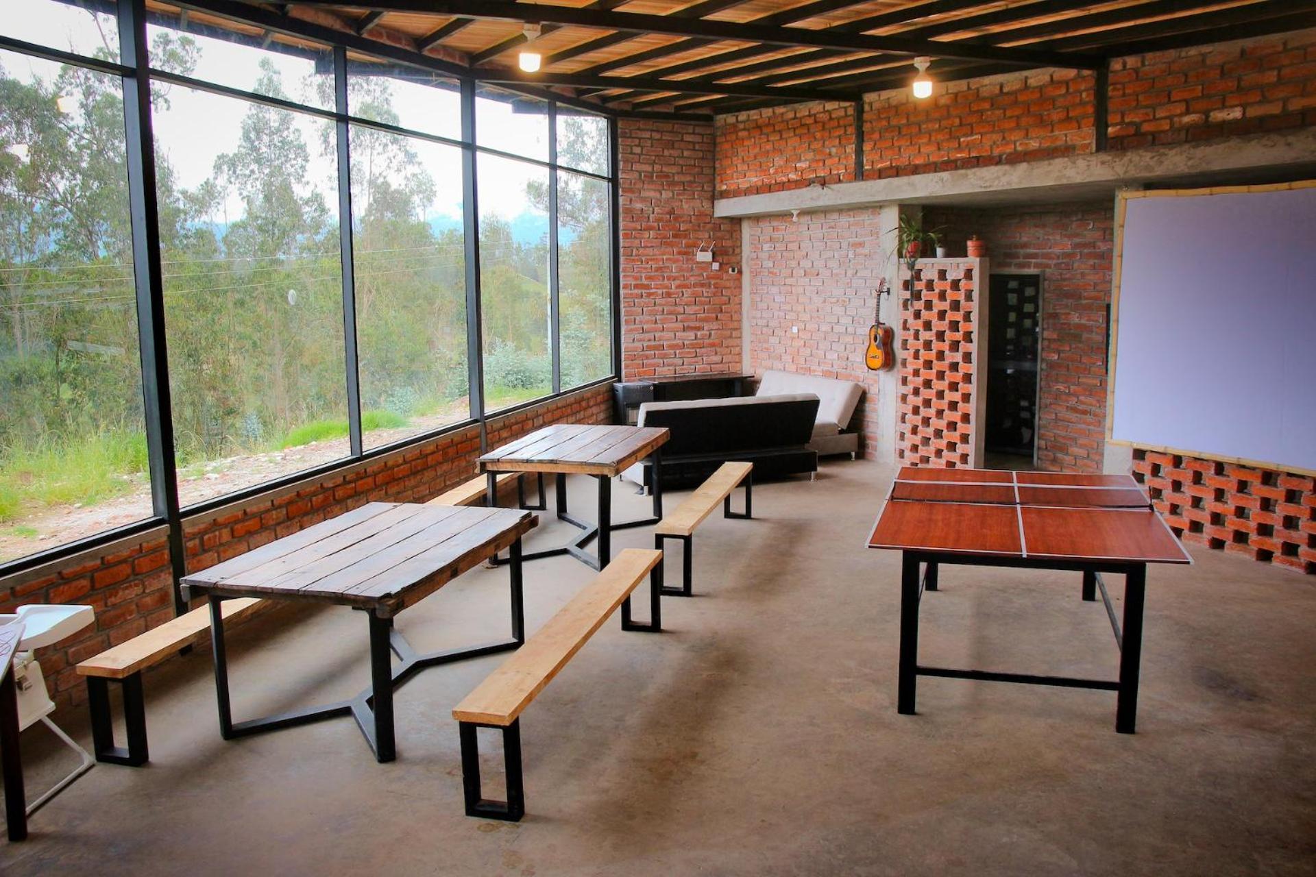 El Terreno Cultural Exchange Centre Гуаранда Екстериор снимка
